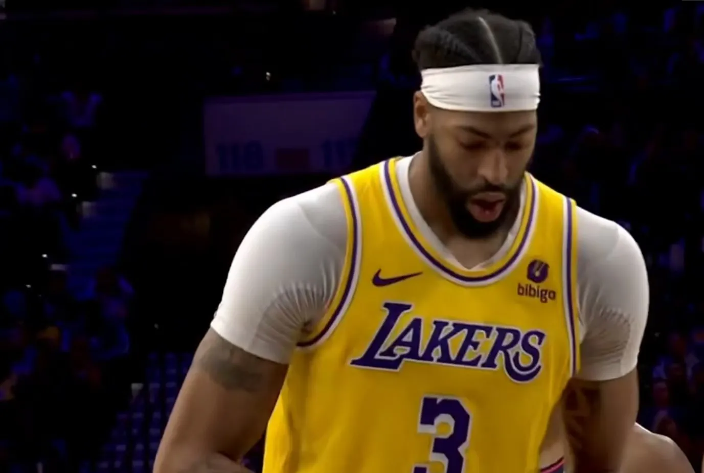  浓眉哥在TES比赛中突破纪录，关键助攻引发热议！